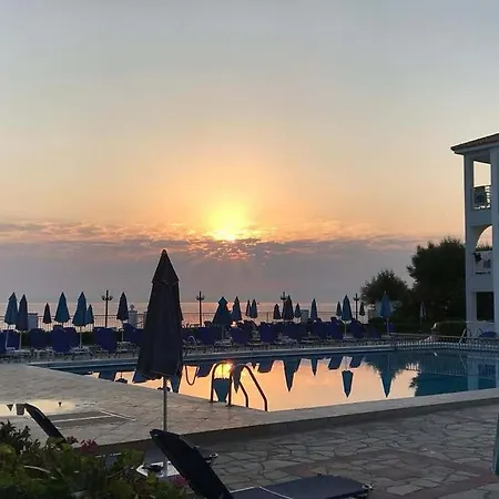Meridien Hotell 3*